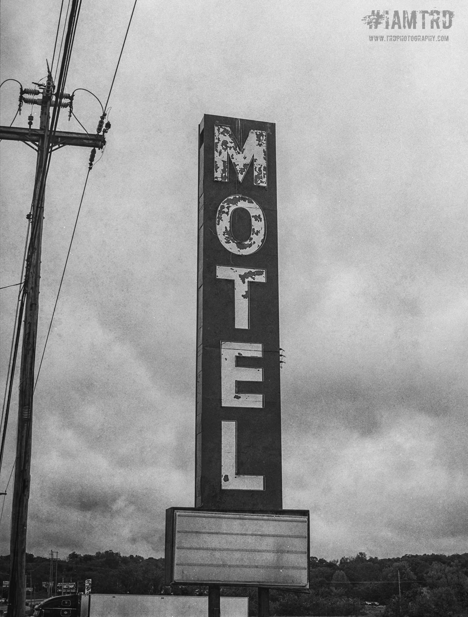 Motel - Columbia, TN
Kodak Tri X Film
Photographer Ricky Davis of Documenting America with TRD Photography