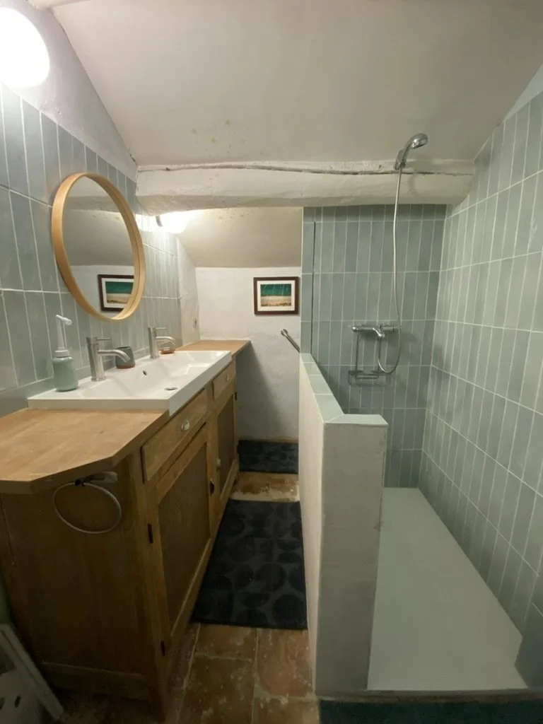 03DC60DA-8F70-4BCE-9C44-3C3EA1C70C63_1_105_c.jpeg (Copy)