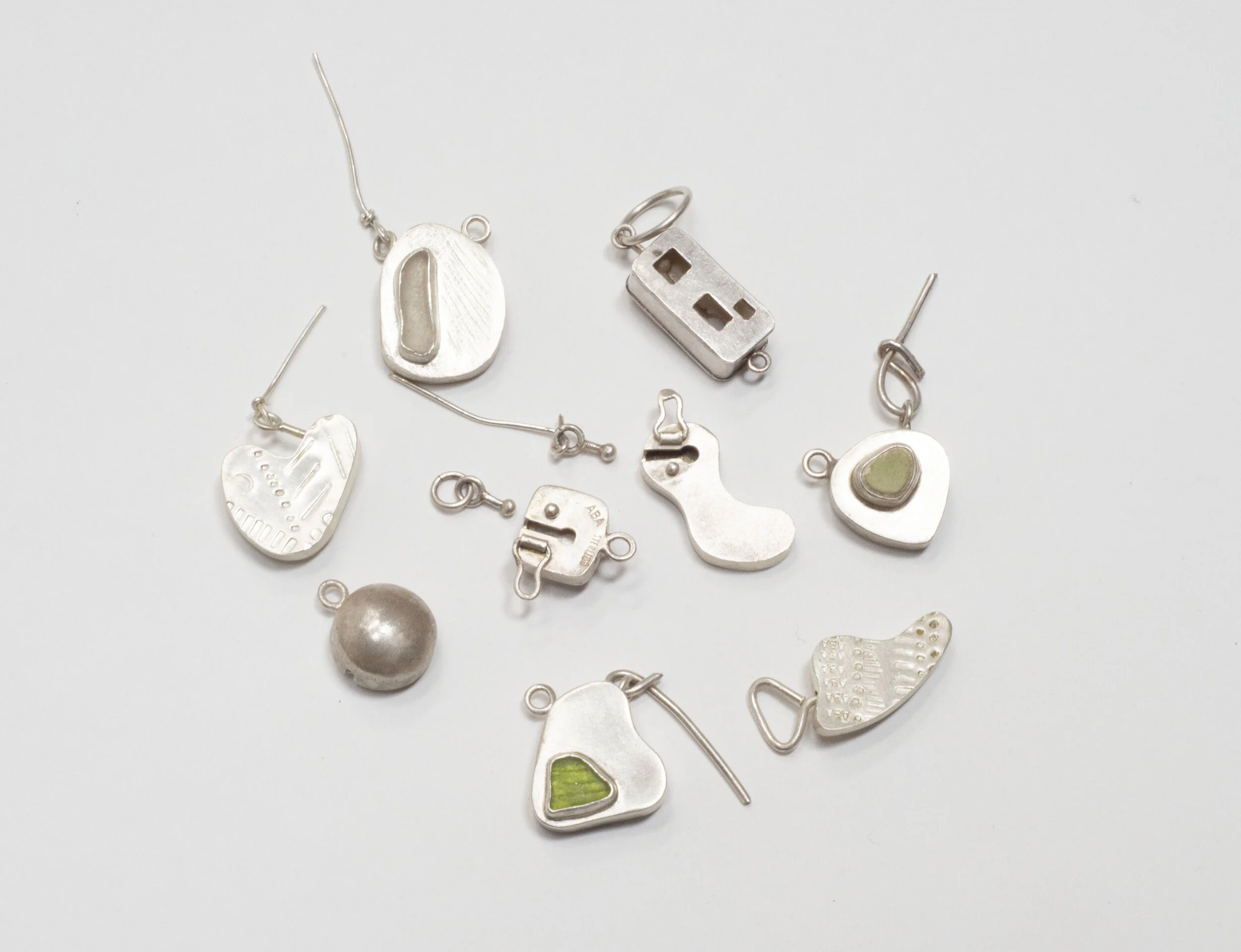 Descriptions — Alison Antelman