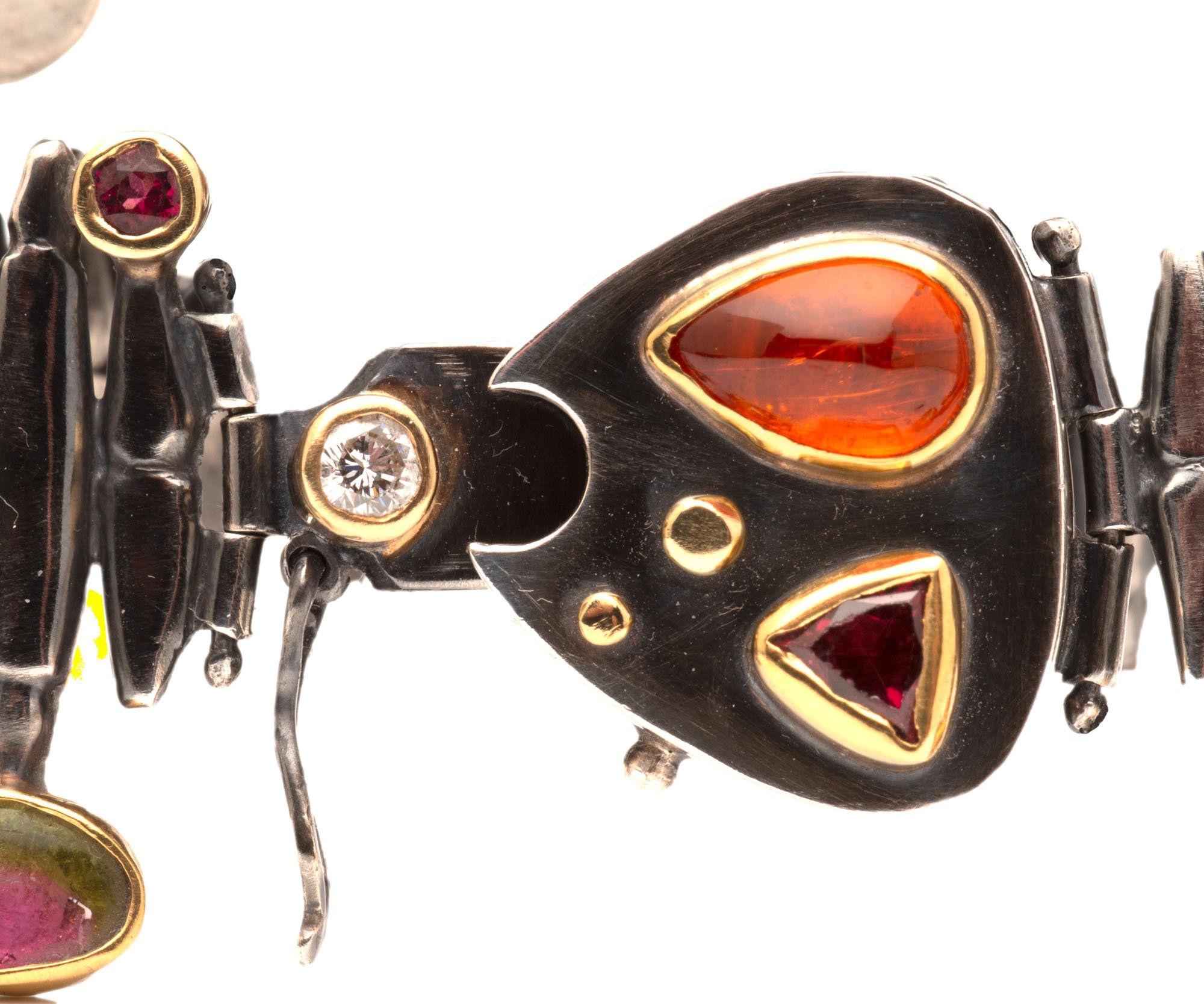 clasps_v2_02.jpg