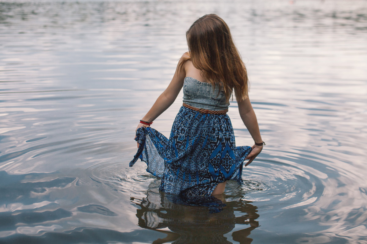 The most perfect summer day at Walden Pond with Hayley & Chelsea.