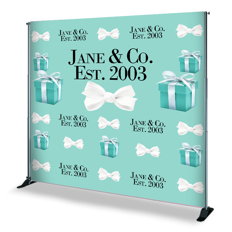 Janeandco_stepandrepeat_tiffanyblue__35412.1491835158.png