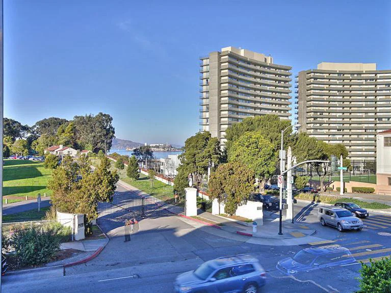 1111 Bay St. #303 San Francisco, CA