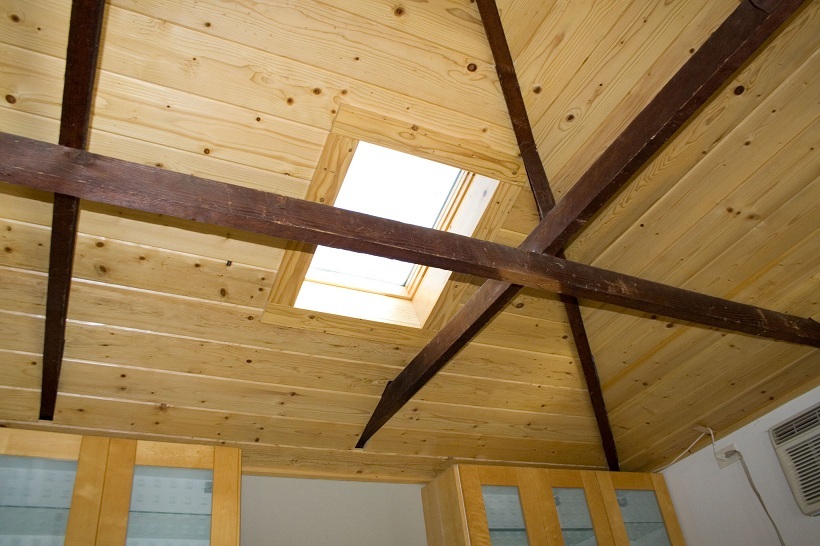    Altadena, California Remodel  
  New ceiling and skylight   