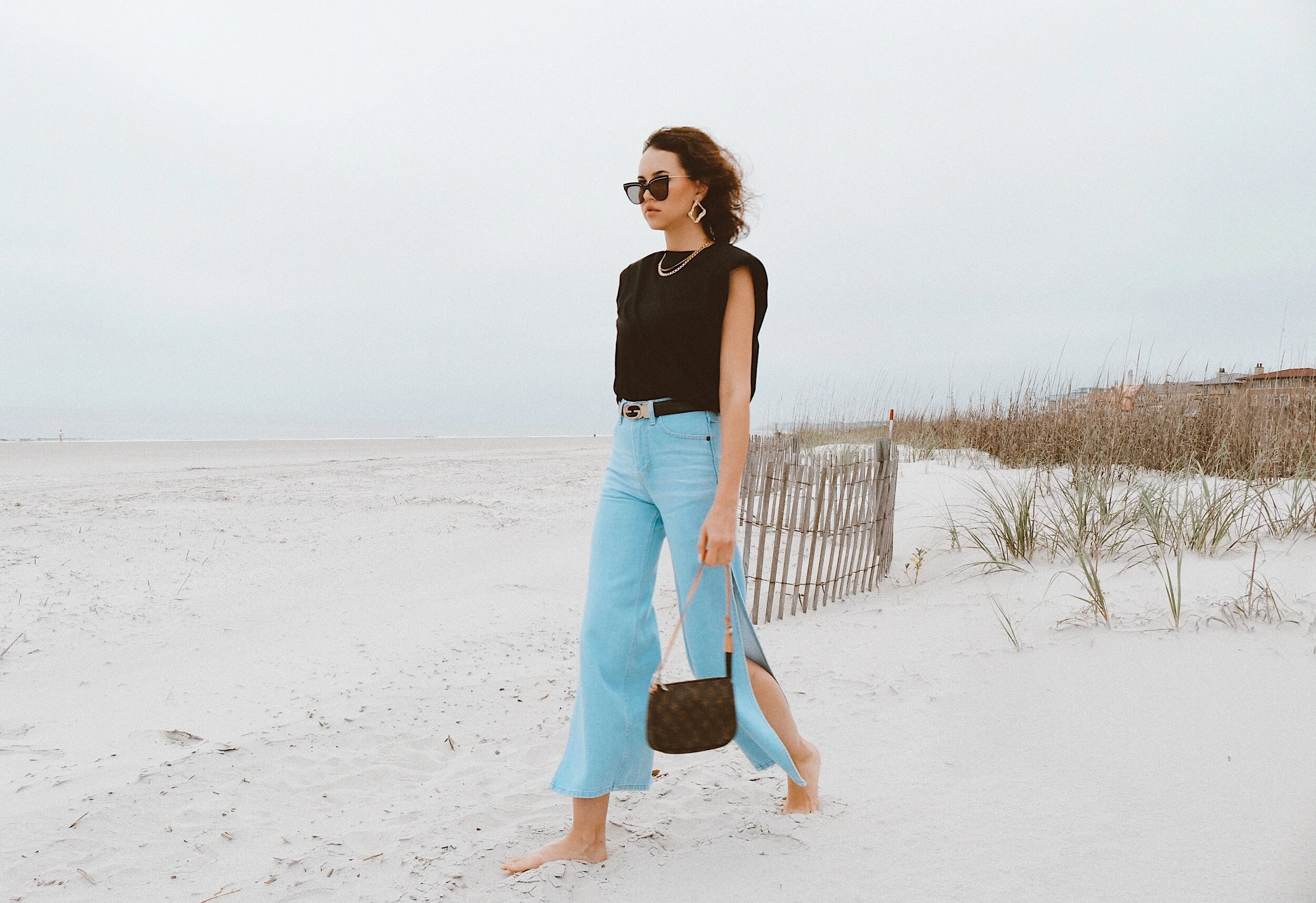 Minimalist tops for SS20