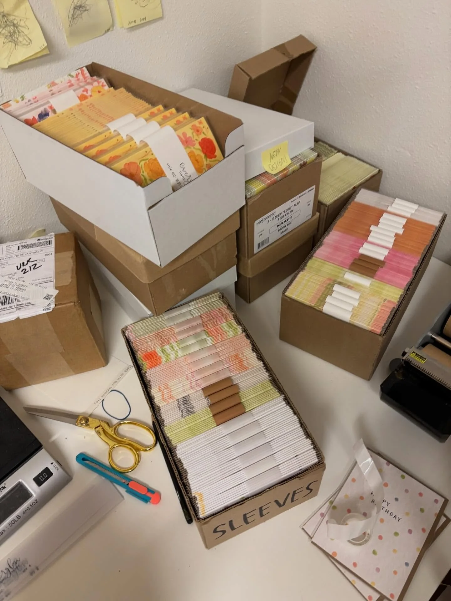 it&rsquo;s been awhile but i am still alive &amp; doing business as usual!! 

sometimes i just think, do i want to be spending my life on instagram, and the answer is no but then sometimes i miss it and wish i was on here more. anyways, thinking abou