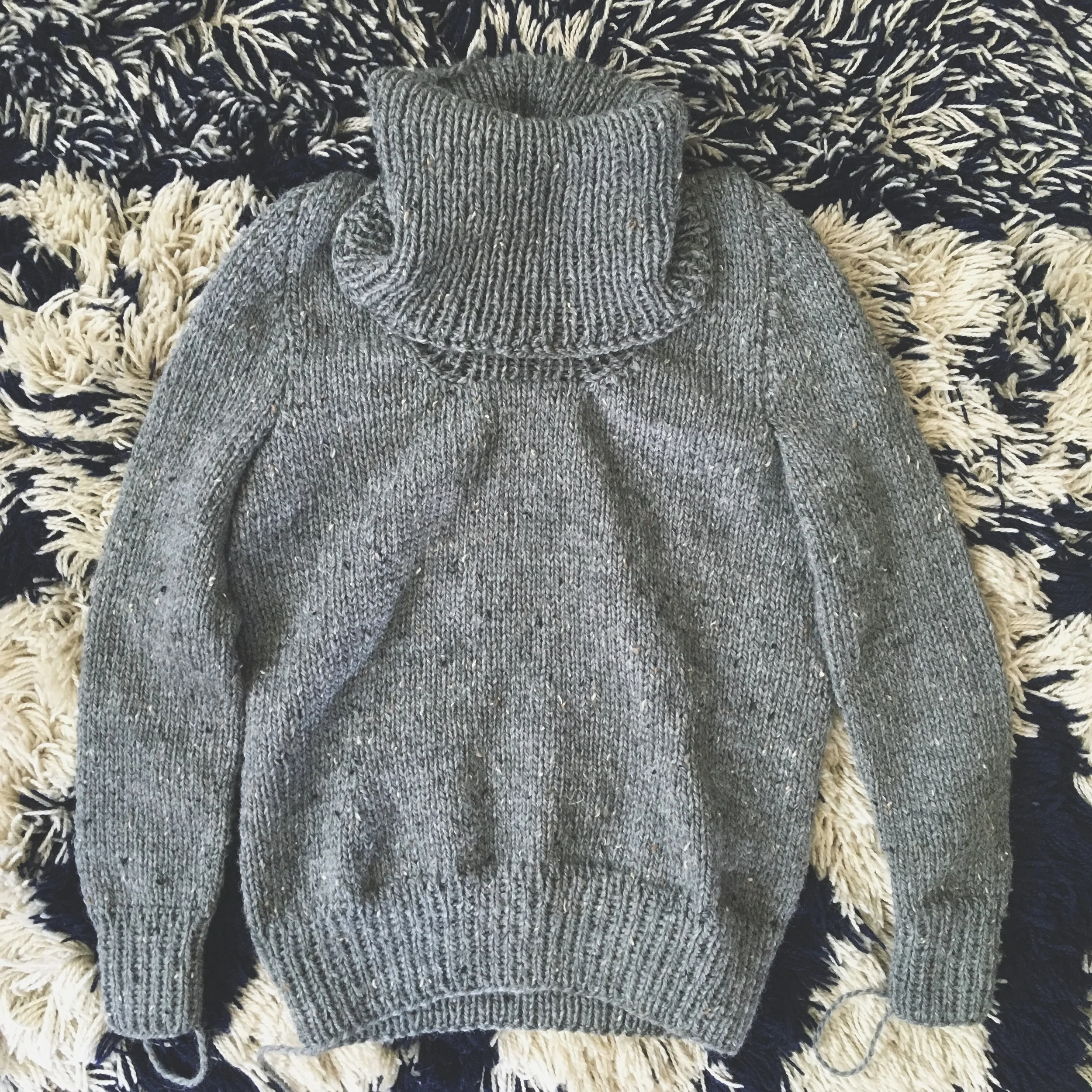 Eddy :: Pre-blocking and weaving in ends