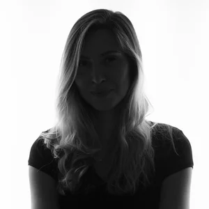LIZ.jpg