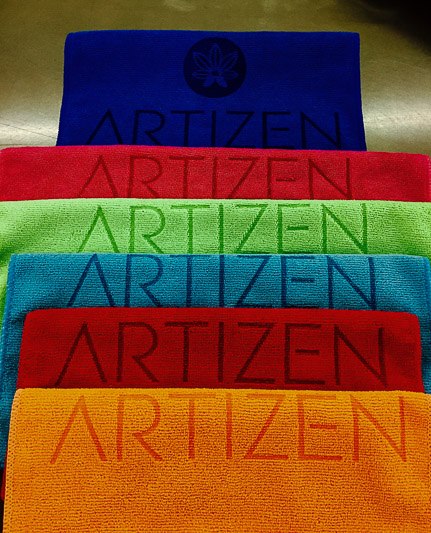 logounltd_laser_etching_embroidery_screen_printing_corporate_apparel_uniform_custom_tshirts_uniforms_dye_sublimation_kirkland_bellevue_seattle_redmond_branded_merchandise_promotional_products (4).jpg