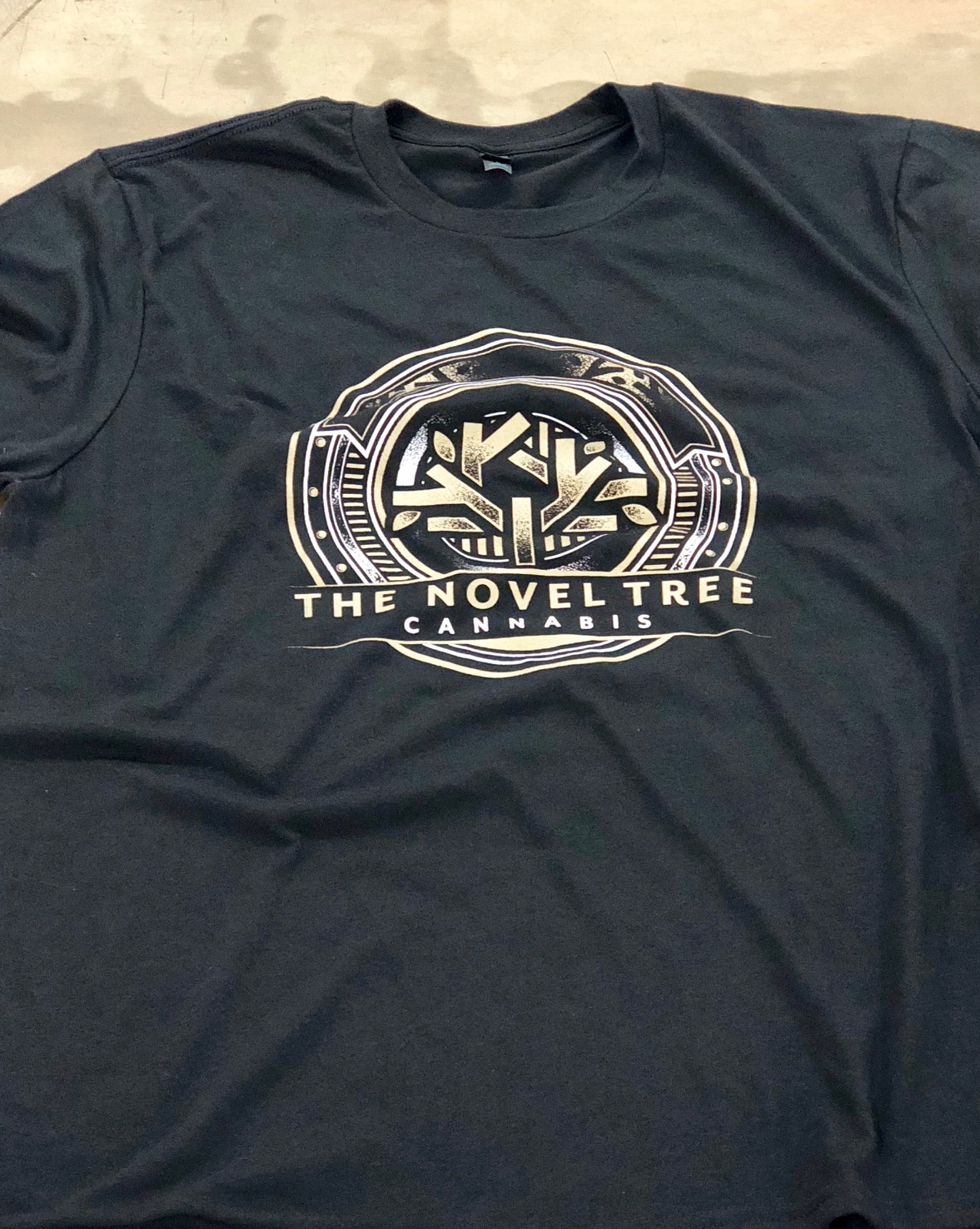 logounltd_laser_etching_embroidery_screen_printing_corporate_apparel_uniform_custom_tshirts_uniforms_dye_sublimation_kirkland_bellevue_seattle_redmond_branded_merchandise_promotional_products (23).jpg