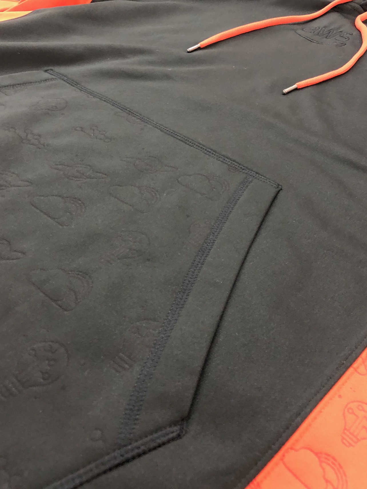 logounltd_laser_etching_embroidery_screen_printing_apparel_uniform_custom_tshirts_dye_sublimation_kirkland_bellevue_seattle_redmond_branded_merchandise_promotional_products_logo_unltd_amazon_aws (12).jpg