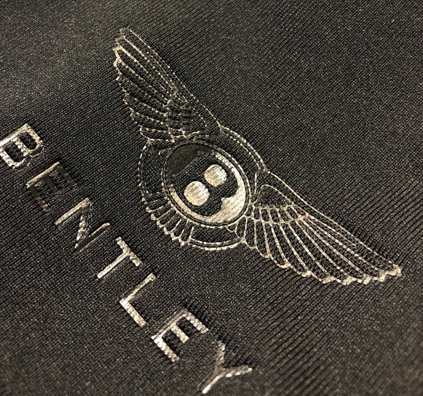 logounltd_laser_etching_embroidery_screen_printing_apparel_uniform_custom_tshirts_t_shirt_kirkland_bellevue_seattle_redmond_woodinville_branded_merchandise_promotional_products_logo_unltd_deboss_bentley (6).jpg