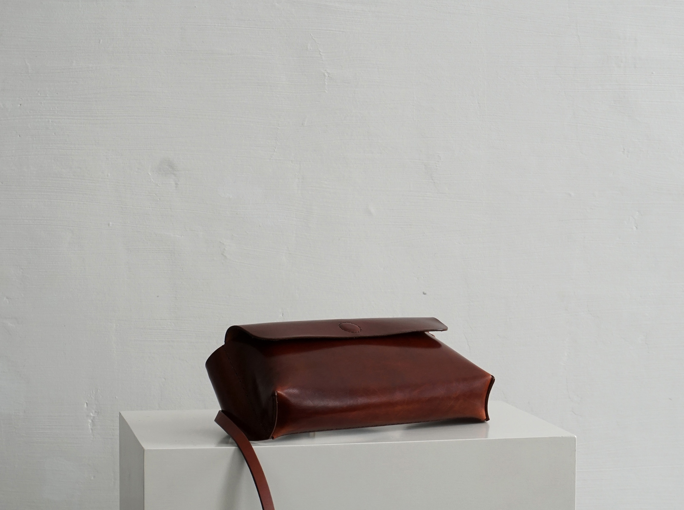 LIMINAL-MAHOGANY-PERPECTIVE.jpg