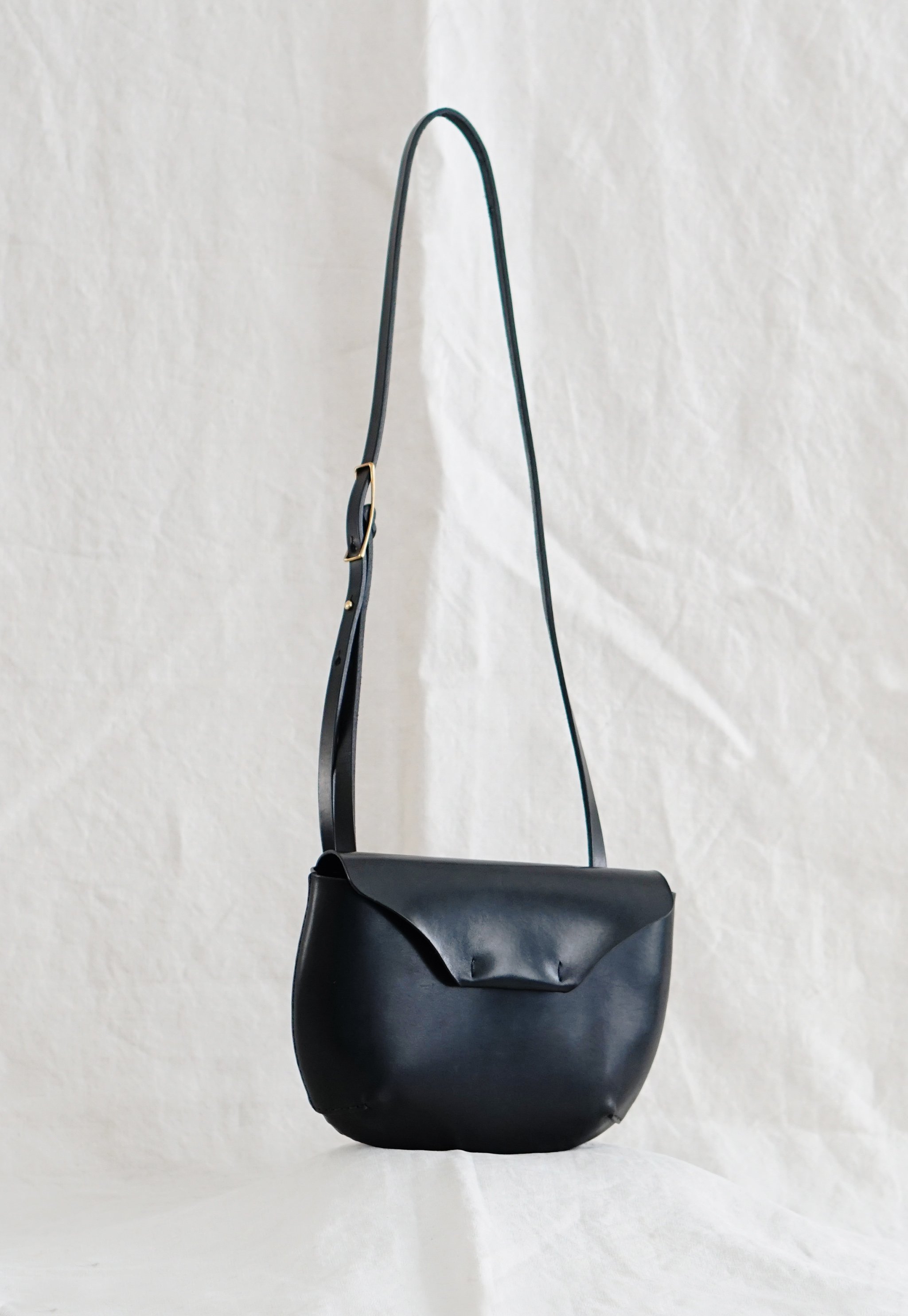 Saorsa Black Sheen