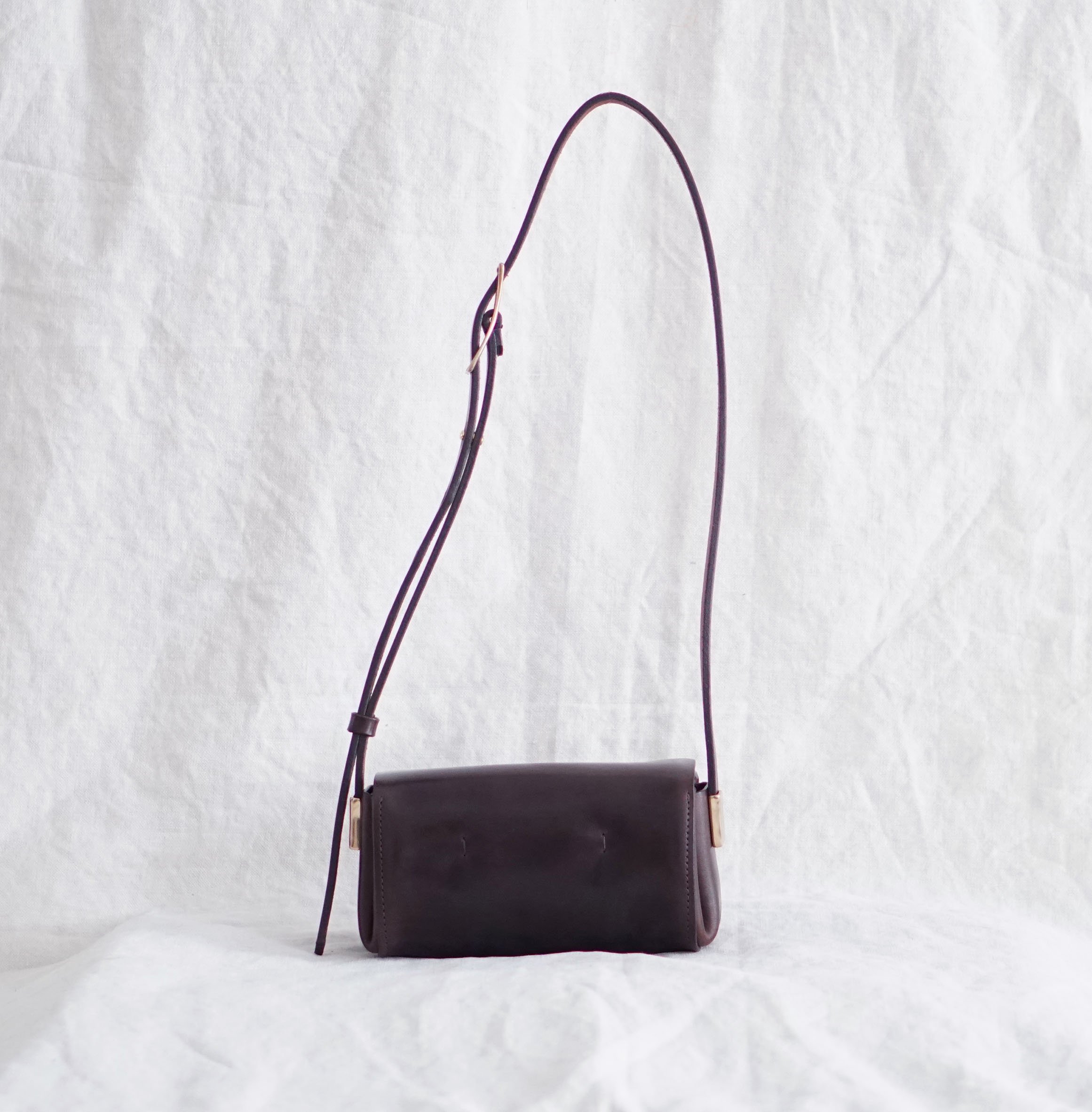 Stella small dark brown