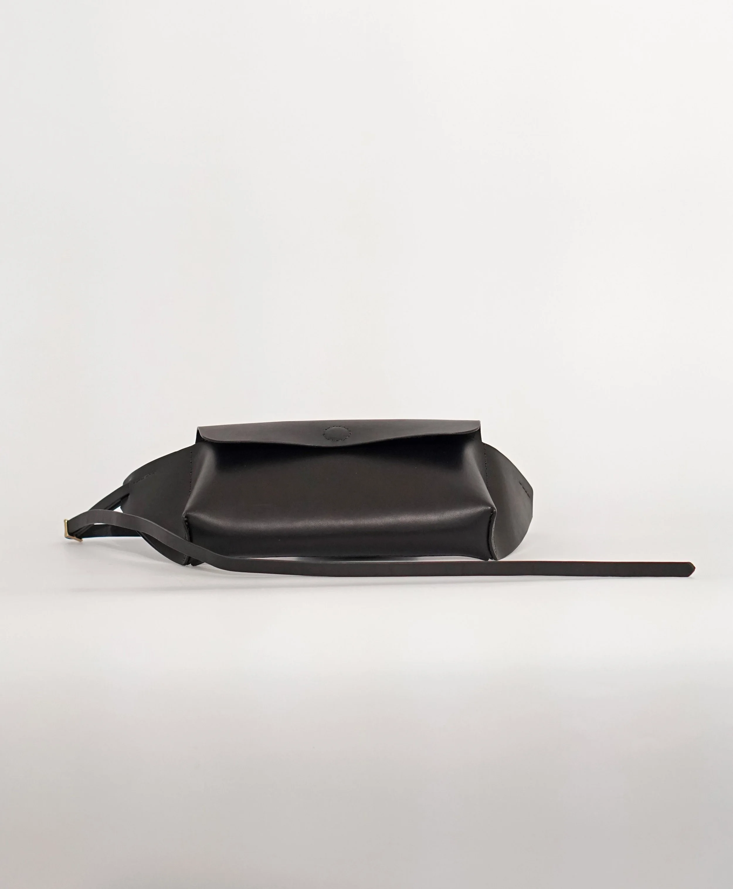 Paper Plane Large Black Matte