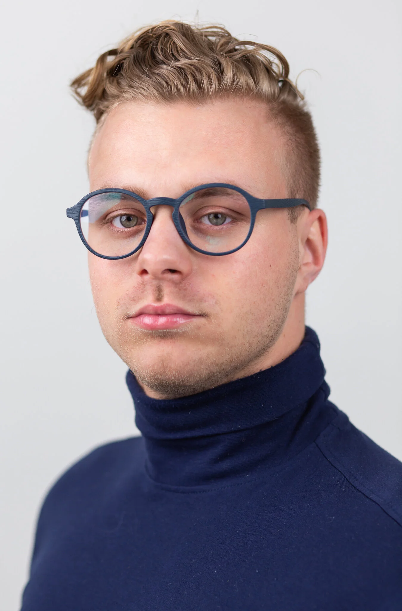3-20 DAN SCHMIDT HEADSHOTS-294.JPG