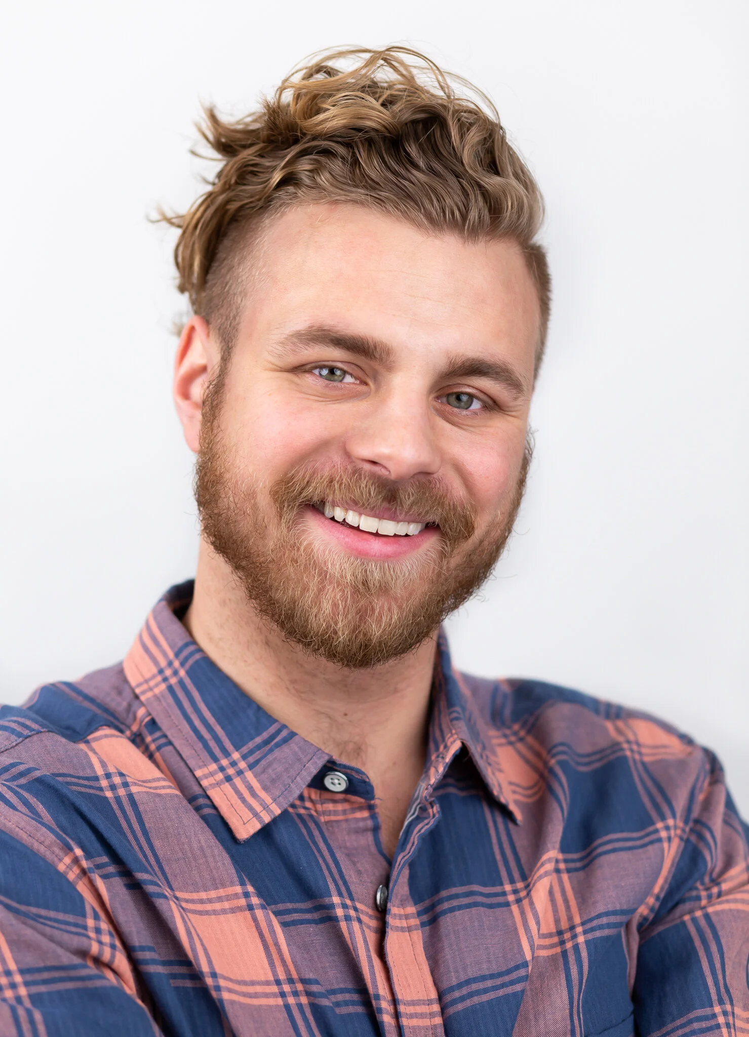3-20 DAN SCHMIDT HEADSHOTS-271.JPG