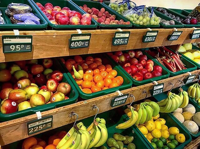 From Monday we will opening slightly later to give our staff a chance to restock the shelves, ready for you to find everything you need! 🥕🇬🇧🥬
.
New opening times:
Mon-Sat 9.00-5.30
Sun 9.30-12.30 .
Happy Sunday ☀️🚜
.
.
#farm #farmshop #farming #