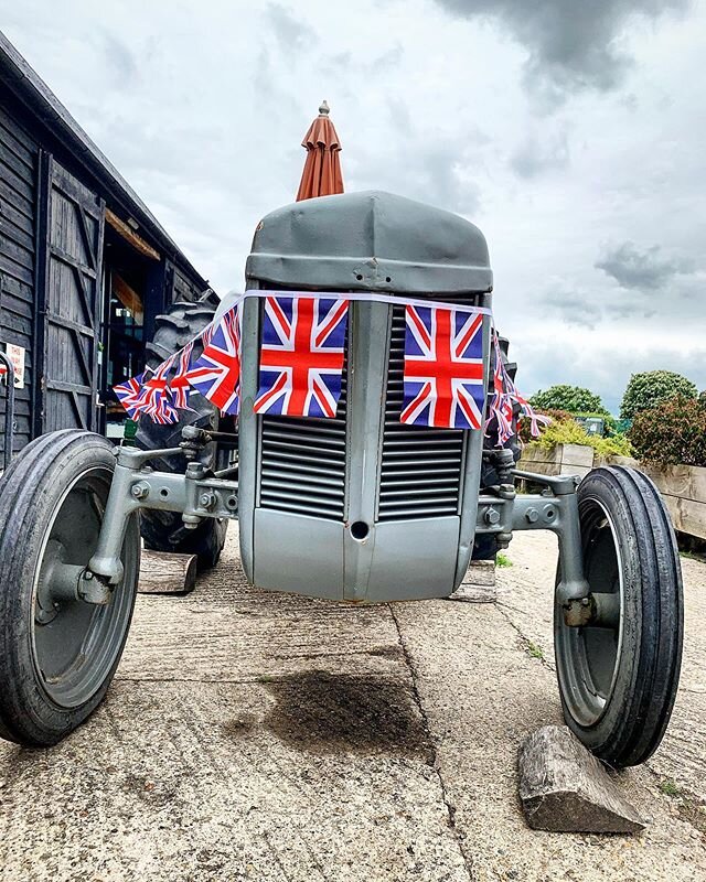 Celebrating the 75th anniversary of VE Day 🇬🇧
We&rsquo;ve written a blog post about how our Family Farm has changed since 1945 🚜
Link in bio if you fancy a read! Enjoy your bank holiday everyone 🍻
.
.
.
#veday #bankholiday #farm #farming #farmsho