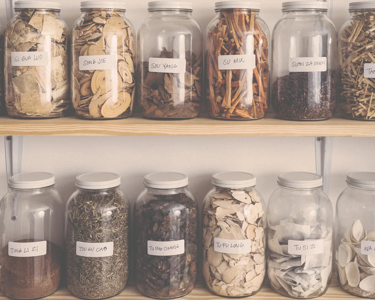CMYK-iga.herb-jars_91334.jpg