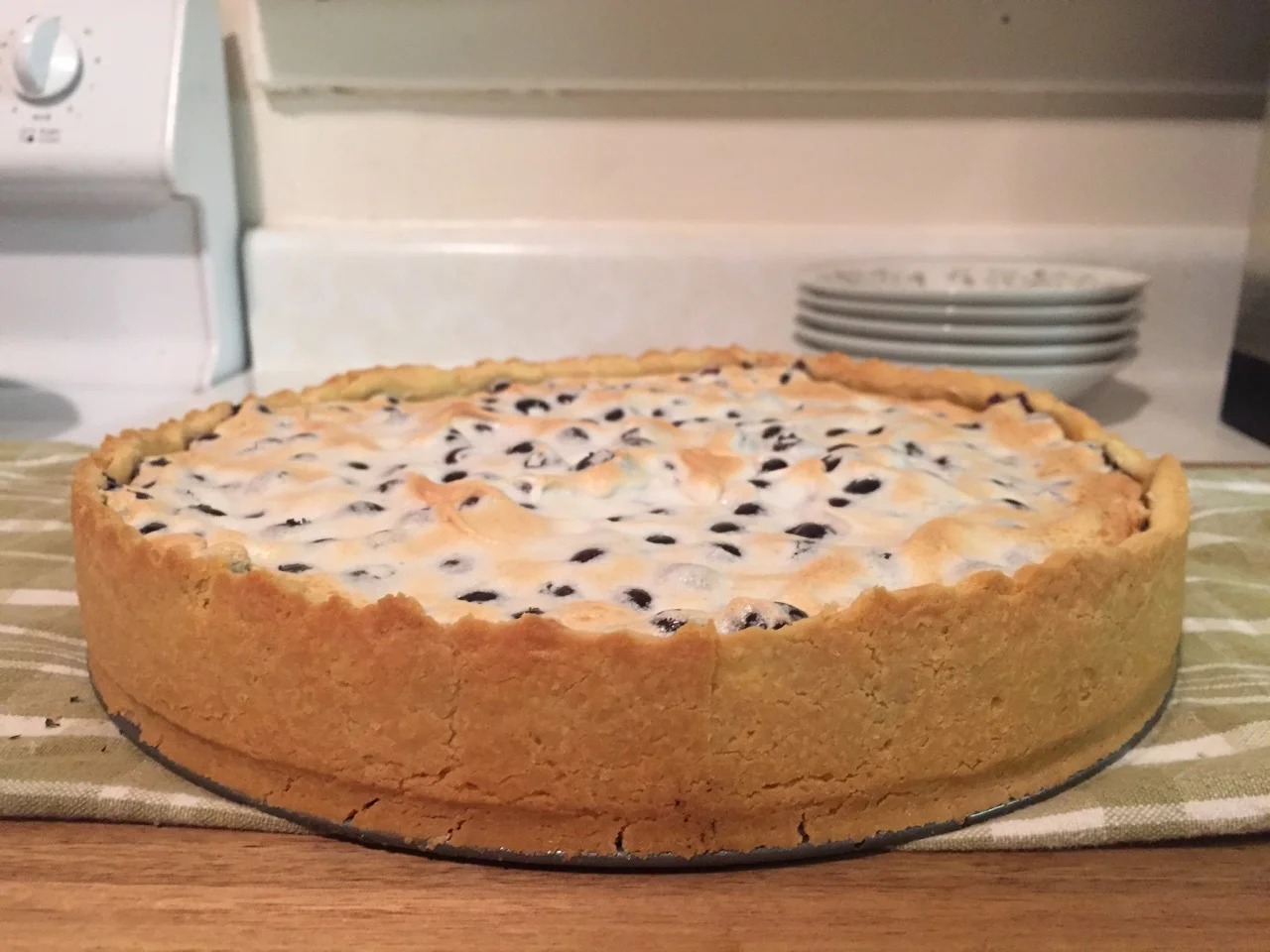 RECIPE: Gluten Free Blueberry Meringue Pie