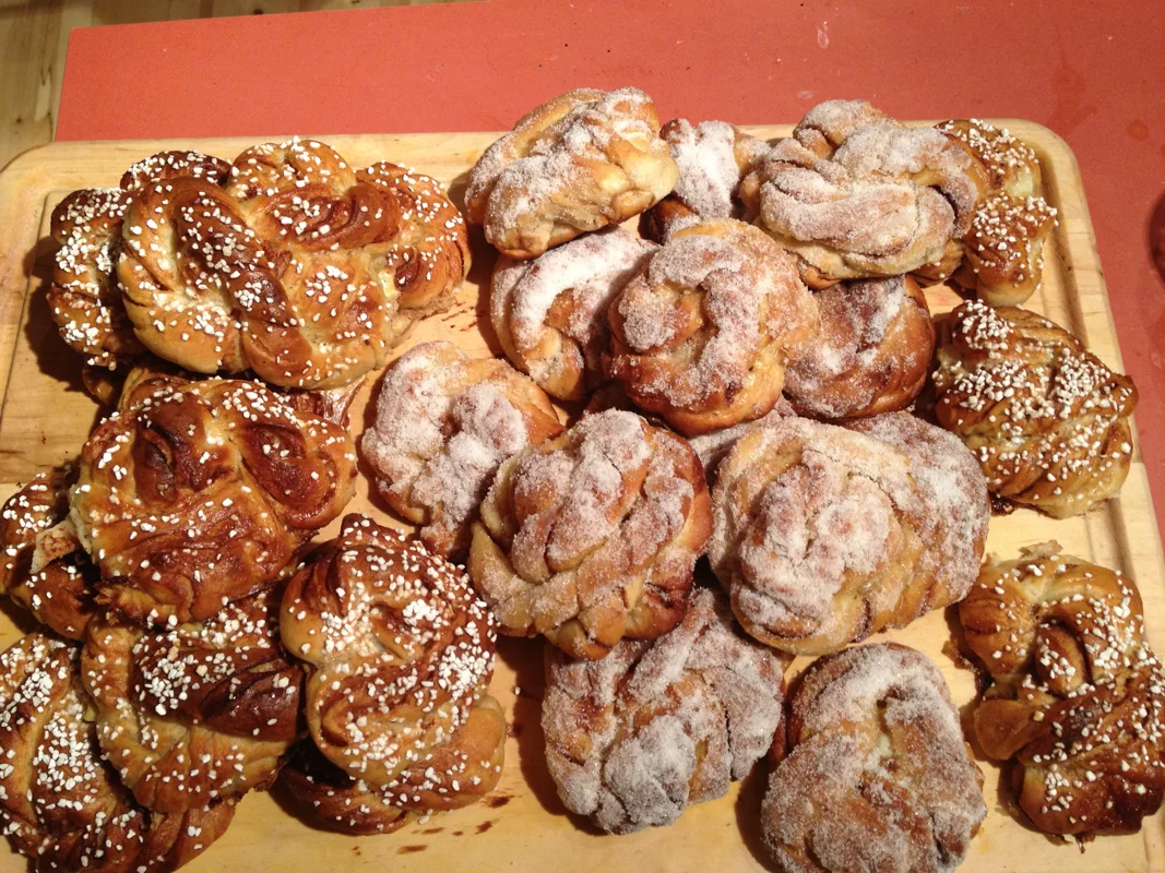 RECIPE: Swedish Cinnamon Buns - Cinnamon bun Day
