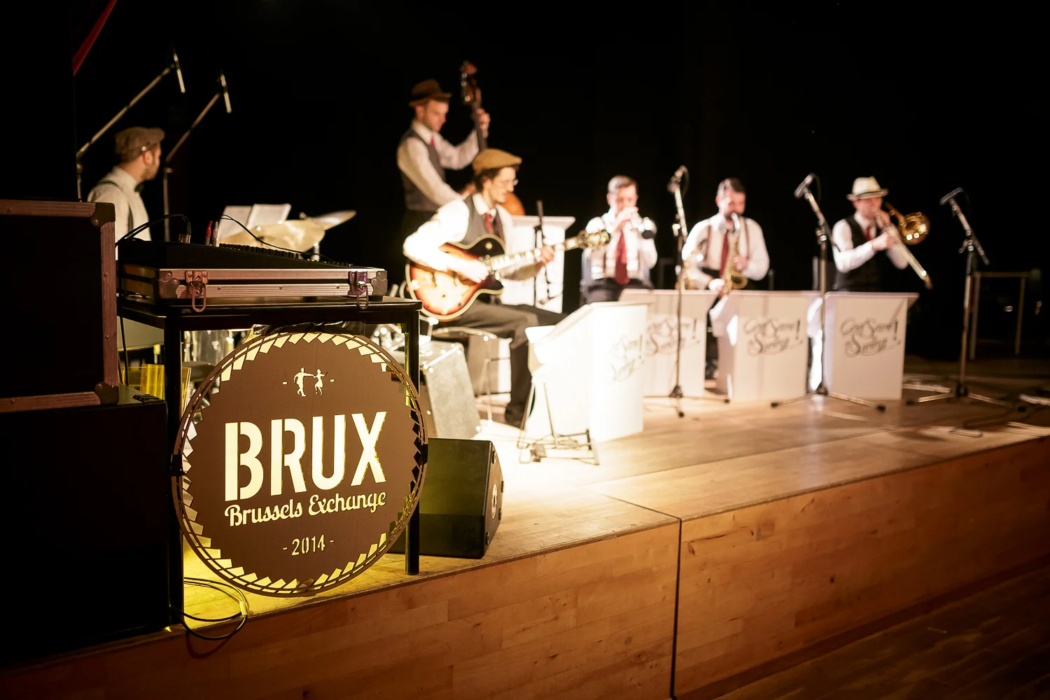 BRUX - https://www.facebook.com/photosForDancersOnly / http://www.ebobrie.com/brux-brussels-exchange-2014/
