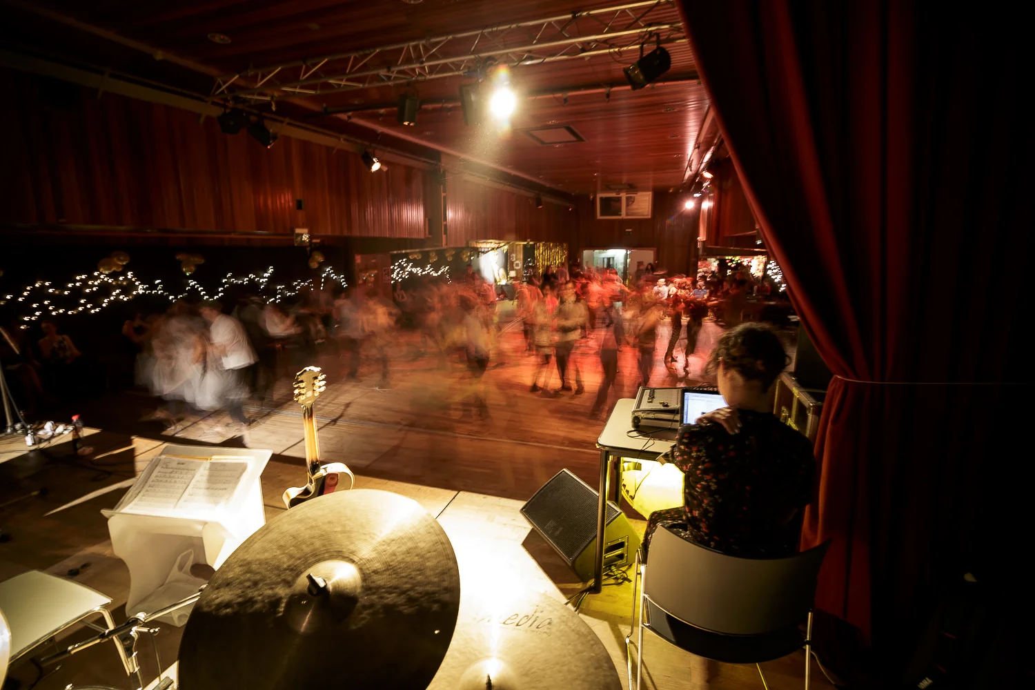 BRUX - https://www.facebook.com/photosForDancersOnly / http://www.ebobrie.com/brux-brussels-exchange-2014/