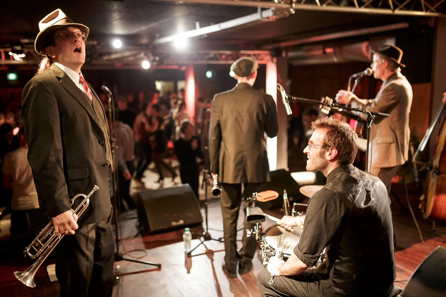 Grand Bal Swing à la Bellevilloise - https://www.facebook.com/photosForDancersOnly / http://www.ebobrie.com/brotherswing-parties/