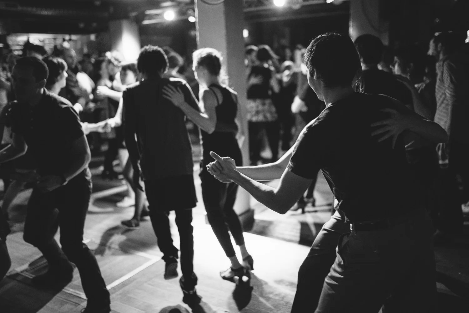 Grand Bal Swing à la Bellevilloise - https://www.facebook.com/photosForDancersOnly / http://www.ebobrie.com/brotherswing-parties/