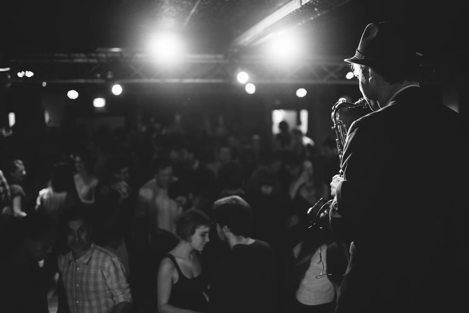 Grand Bal Swing à la Bellevilloise - https://www.facebook.com/photosForDancersOnly / http://www.ebobrie.com/brotherswing-parties/