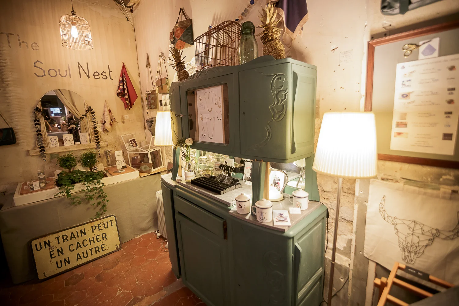 The Soul Nest, Objets et Ateliers - https://www.facebook.com/thesoulnest. Crédit photo: Eric Bobrie - www.ebobrie.com