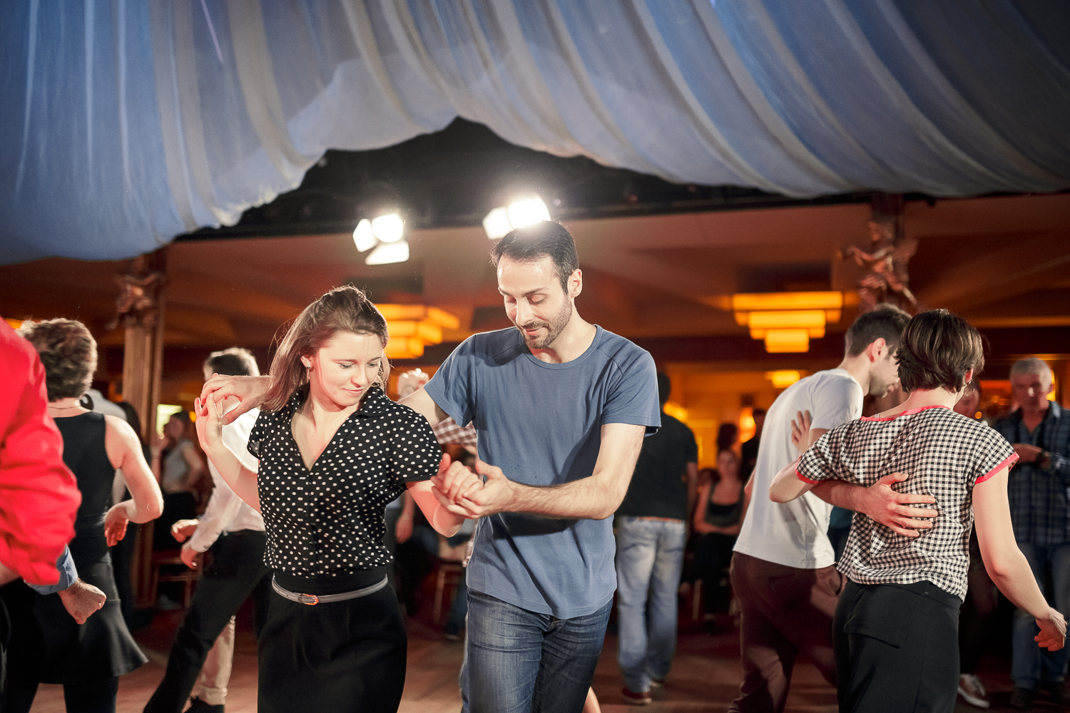  Bal Swing au Chalet du Lac avec Swing Deluxe                           ___________                                                                                       http://www.ebobrie.com/shake-that-swing-parties                           https: