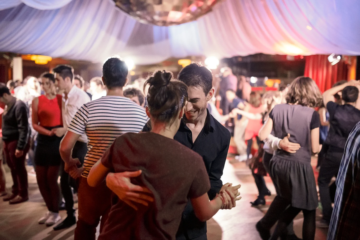 Bal Swing au Chalet du Lac avec Swing Deluxe ___________ http://www.ebobrie.com/shake-that-swing-parties https://www.facebook.com/photosForDancersOnly