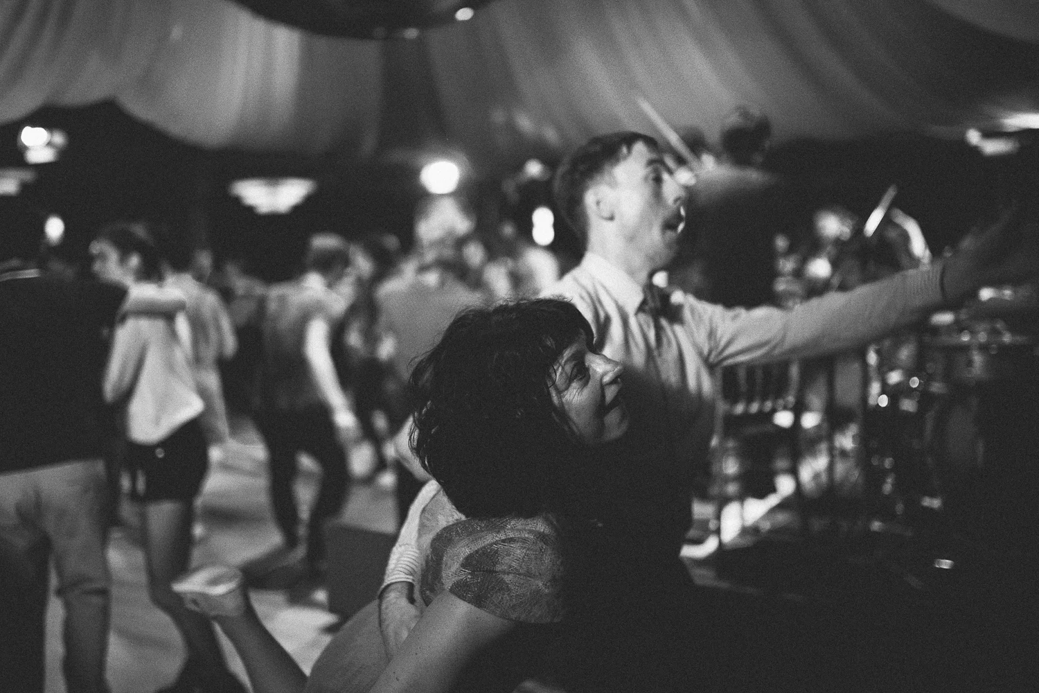 Bal Swing au Chalet du Lac avec Swing Deluxe ___________ http://www.ebobrie.com/shake-that-swing-parties https://www.facebook.com/photosForDancersOnly
