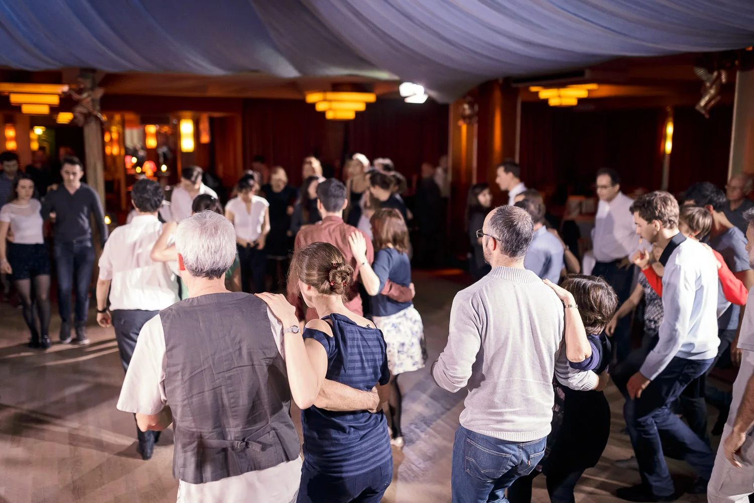 Bal Swing au Chalet du Lac avec Swing Deluxe ___________ http://www.ebobrie.com/shake-that-swing-parties https://www.facebook.com/photosForDancersOnly