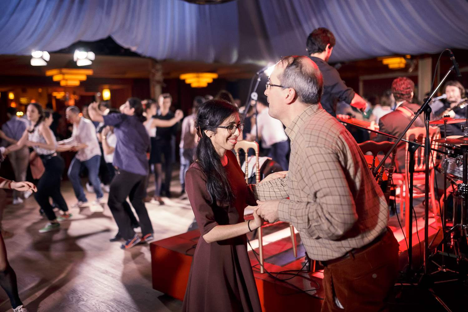  Bal Swing au Chalet du Lac avec Swing Deluxe                           ___________                                                                                       http://www.ebobrie.com/shake-that-swing-parties                           https: