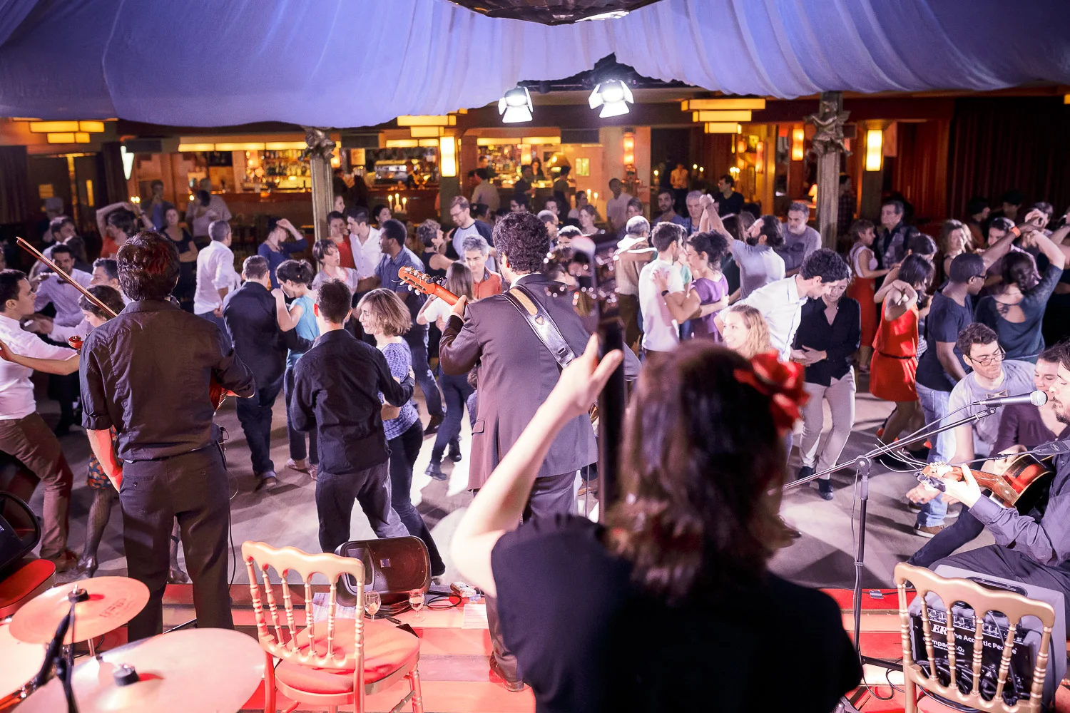 Bal Swing au Chalet du Lac avec Swing Deluxe ___________ http://www.ebobrie.com/shake-that-swing-parties https://www.facebook.com/photosForDancersOnly