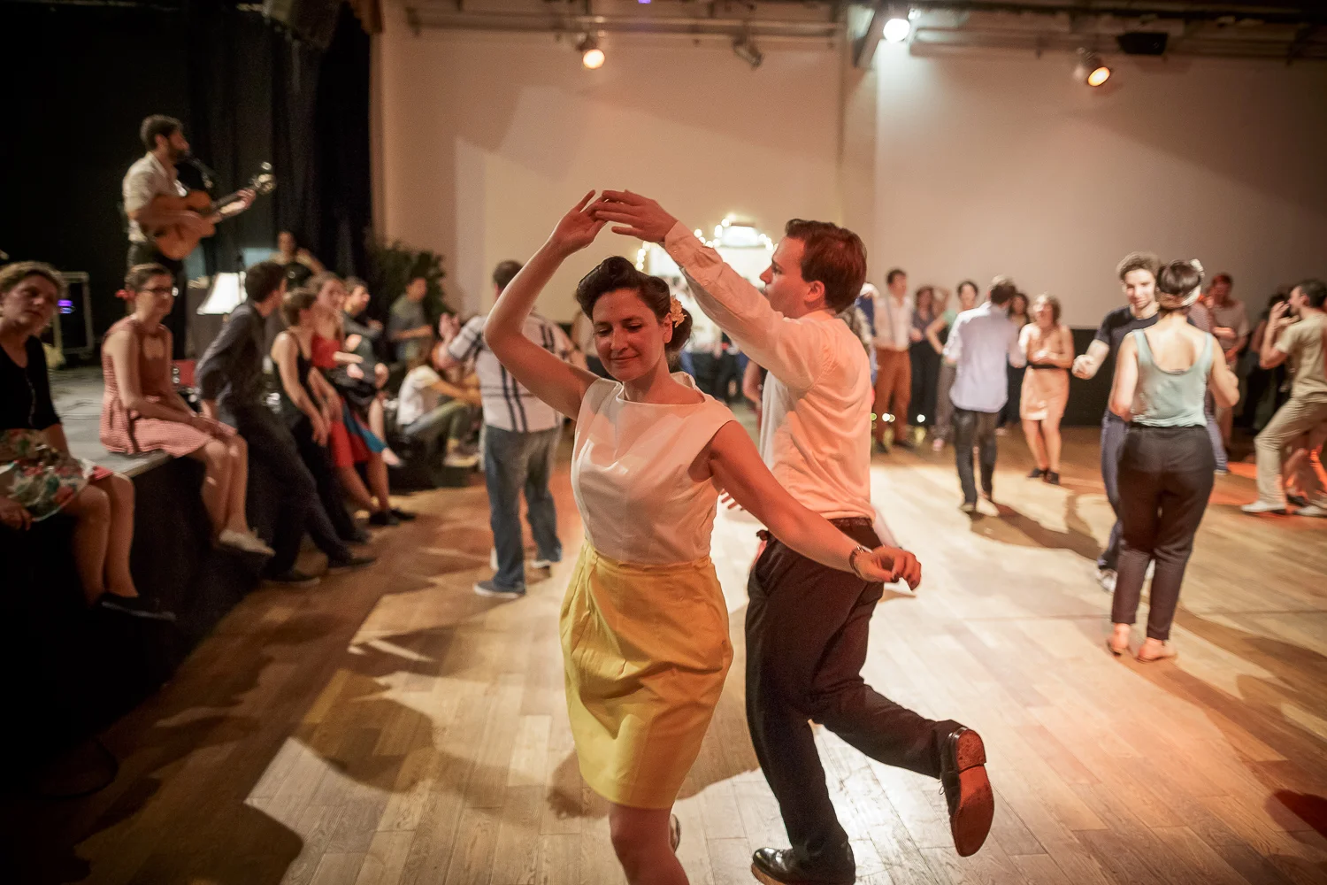 Grand Bal Swing au MAS avec les Jellyrolls Combo. For Dancers Only: http://d.pr/1fEEY - http://www.ebobrie.com/mas-09052015/