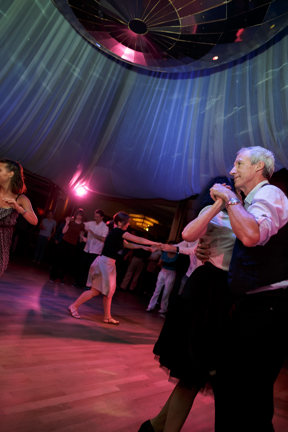  Bal Swing au Chalet du Lac avec Swing Deluxe. For Dancers Only: http://d.pr/1fEEY - http://www.ebobrie.com/chalet-du-lac-24052015 