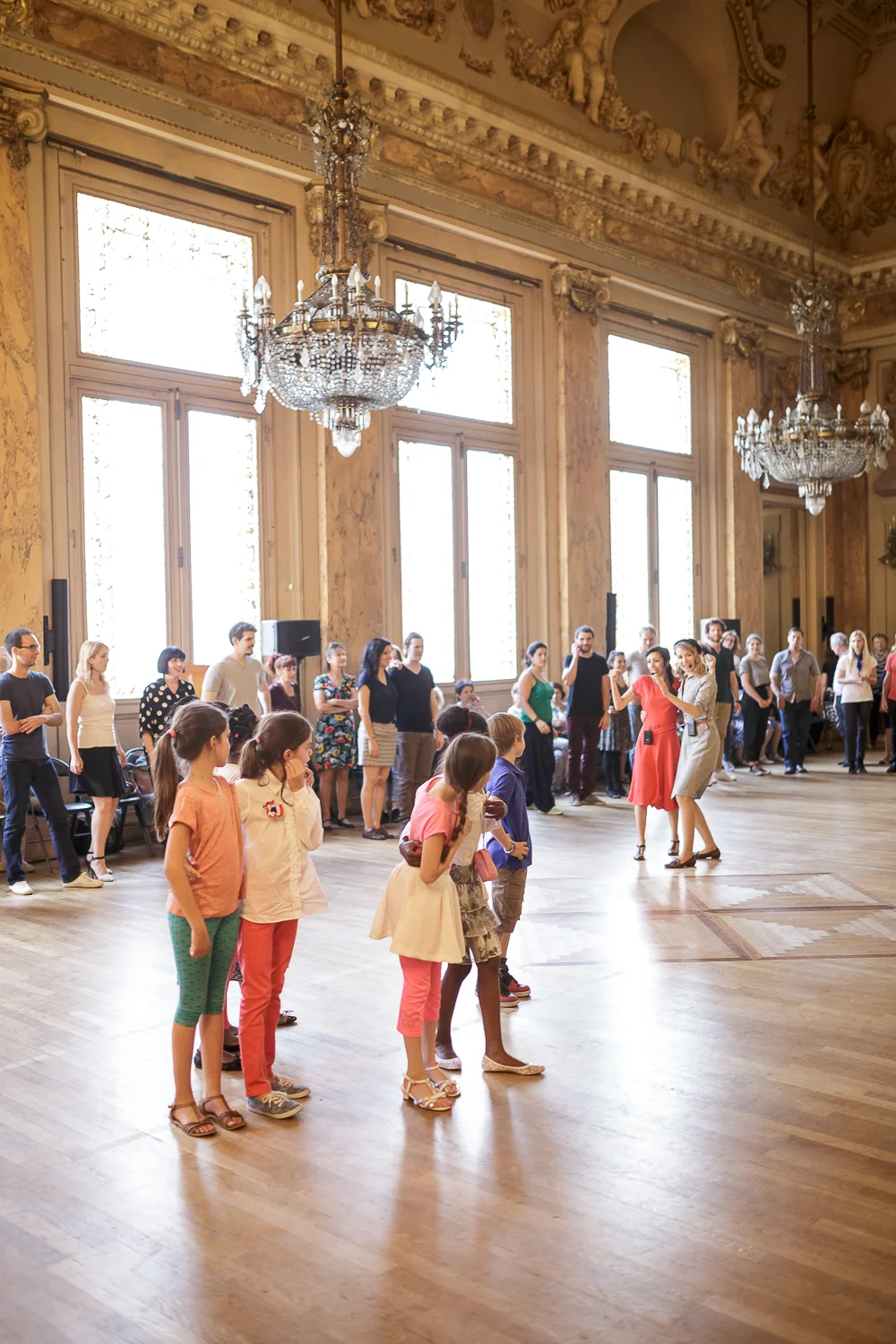Bal Swing à la Mairie du 18ème arrondissement, avec Shake That Swing et Swing Deluxe. Crédit Photo: For Dancers Only (http://d.pr/1fEEY) - http://www.ebobrie.com/bal-swing-la-mairie-du-18me/