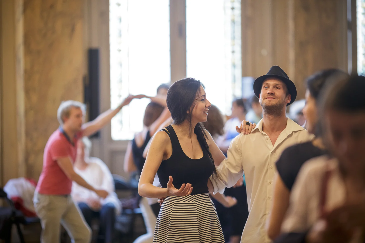 Bal Swing à la Mairie du 18ème arrondissement, avec Shake That Swing et Swing Deluxe. Crédit Photo: For Dancers Only (http://d.pr/1fEEY) - http://www.ebobrie.com/bal-swing-la-mairie-du-18me/