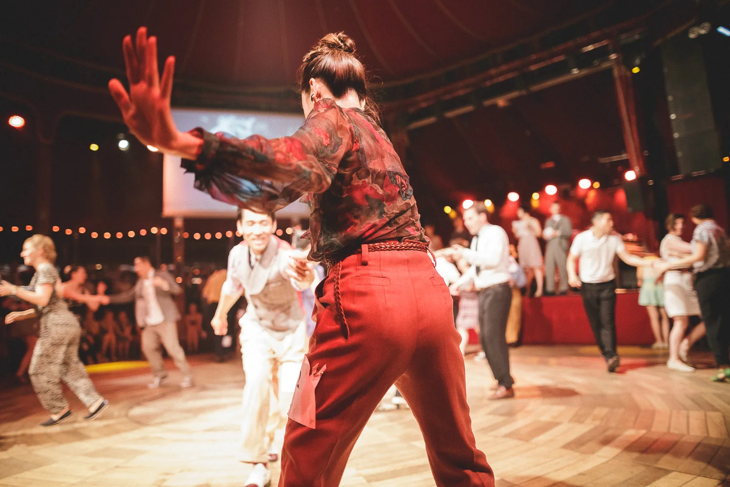 Festival Swingin Paris 2015, avec Brotherswing. Vendredi soir au Cabaret Sauvage. Crédit Photo: For Dancers Only (http://d.pr/1fEEY) - http://www.ebobrie.com/swingin-paris-2015/