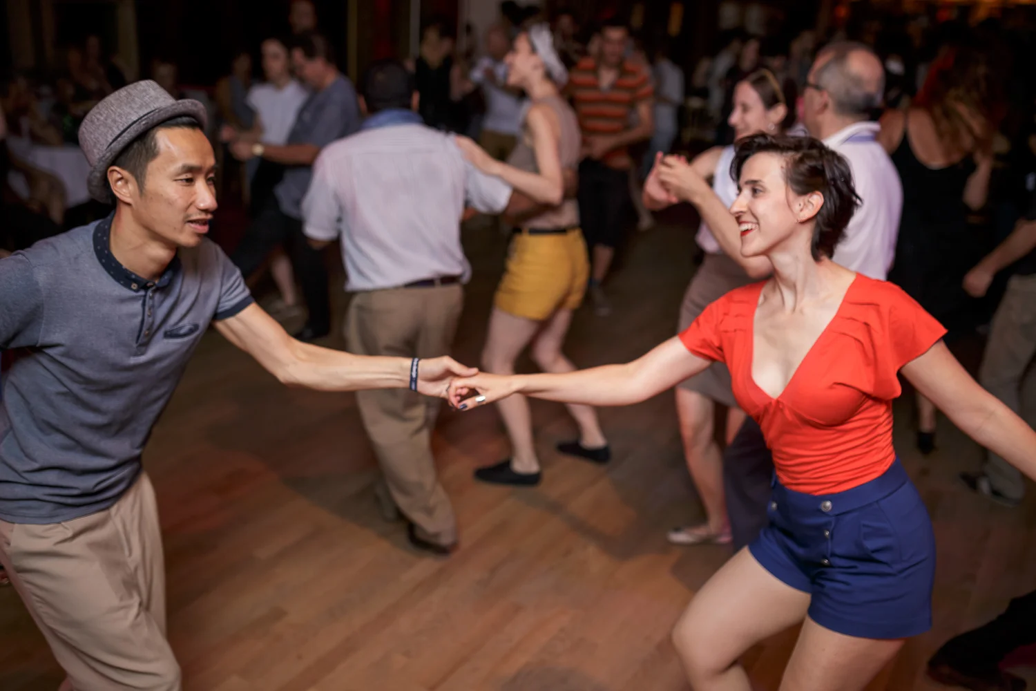 Bal Swing au Chalet du Lac avec Swing Deluxe. For Dancers Only: http://d.pr/1fEEY - http://www.ebobrie.com/chalet-du-lac-05072015