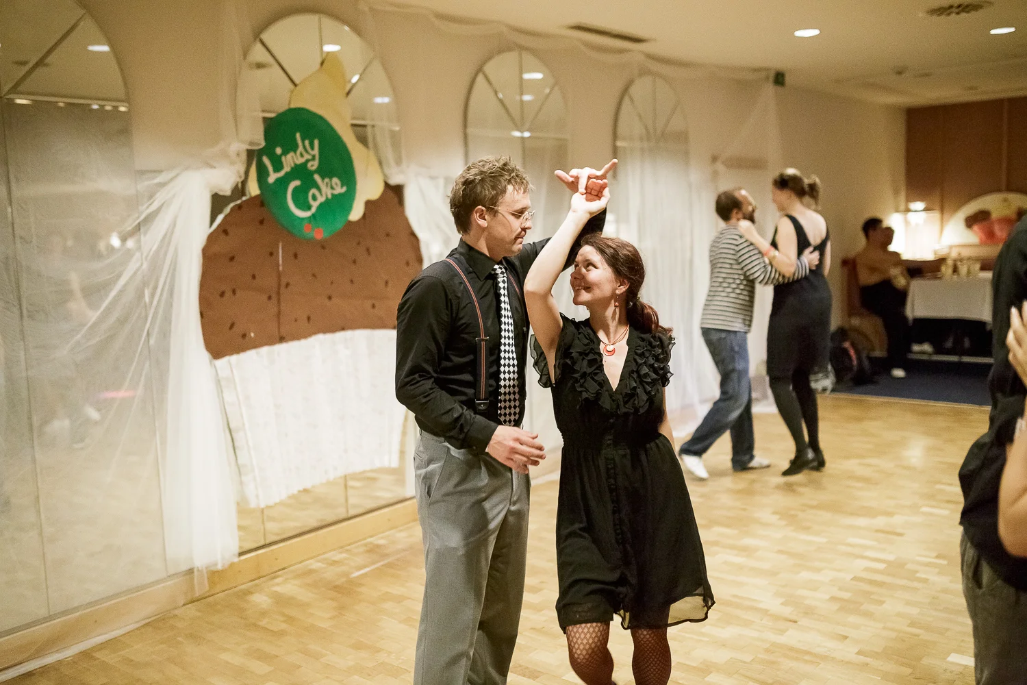 Lindy Cake in Freiburg - Photo Credit: For Dancers Only (http://d.pr/1fEEY) - http://www.ebobrie.com/lindy-cake-2015