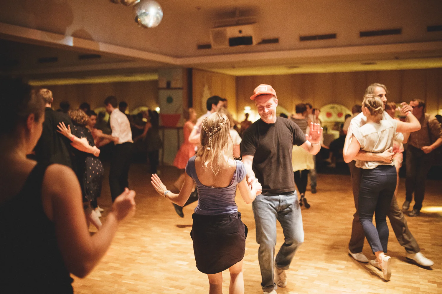 Lindy Cake in Freiburg - Photo Credit: For Dancers Only (http://d.pr/1fEEY) - http://www.ebobrie.com/lindy-cake-2015