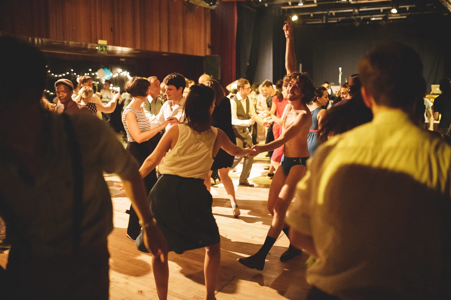 BRUX 2015 - For Dancers Only (http://d.pr/1fEEY) - http://www.ebobrie.com/brux-2015
