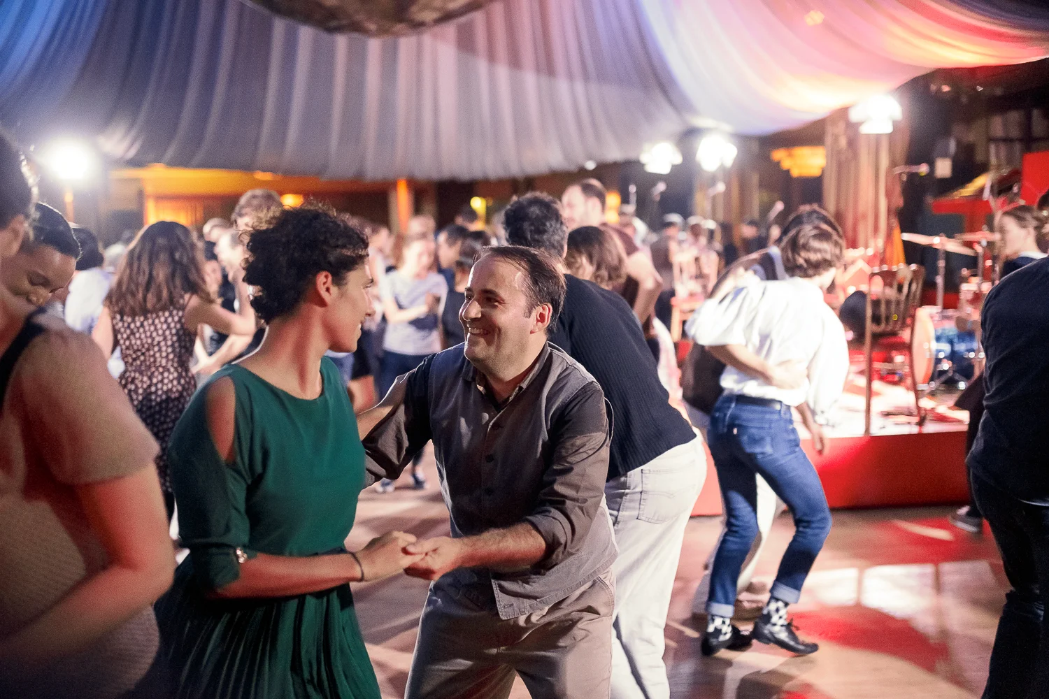 Bal Swing au Chalet du Lac avec Swing Deluxe. For Dancers Only: http://d.pr/1fEEY - http://www.ebobrie.com/wonder-follow-weekend-2015