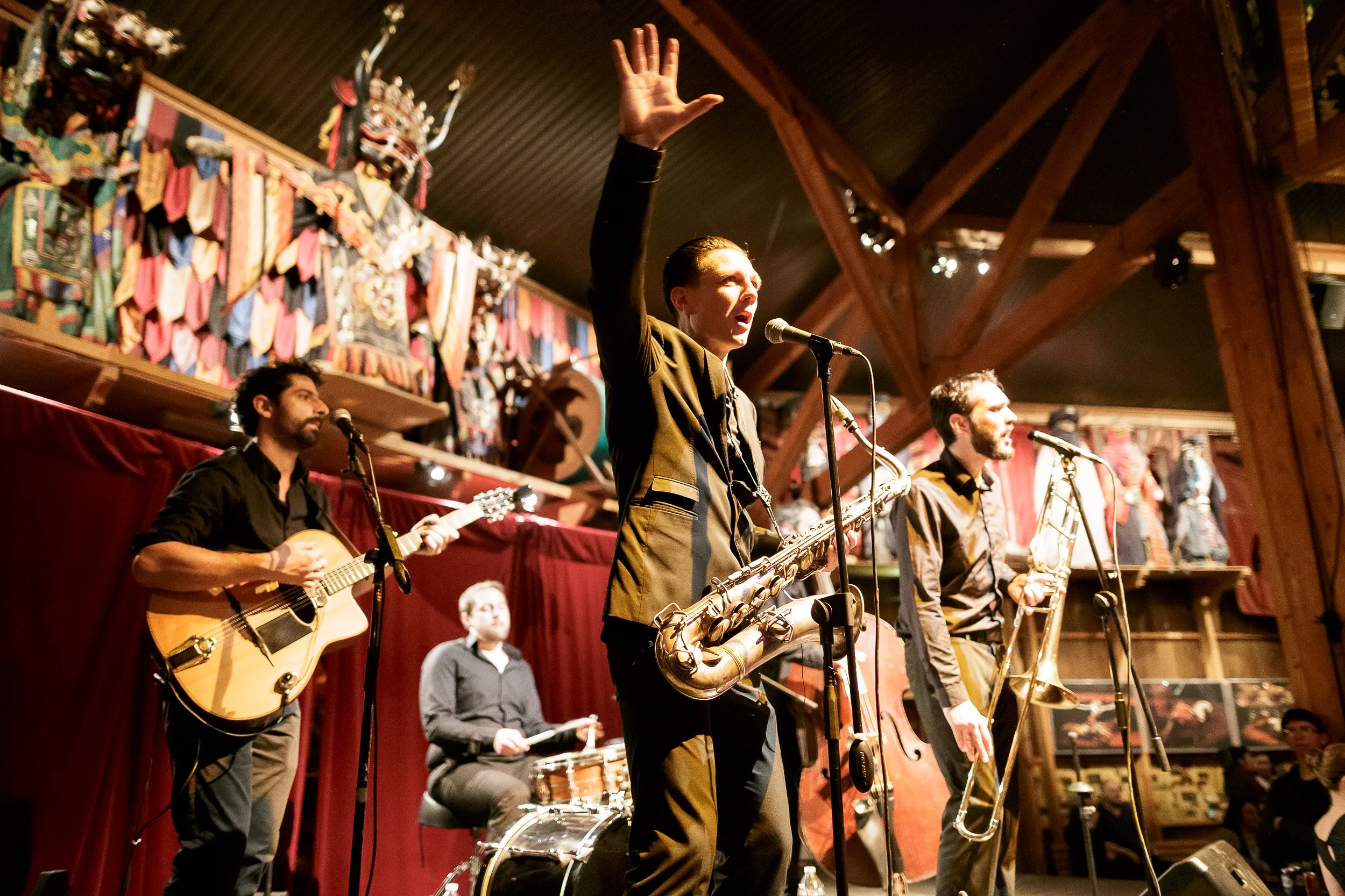 Nuit Swing à Zingaro - Photo Credit: For Dancers Only - http://www.ebobrie.com/nuit-swing-19032016